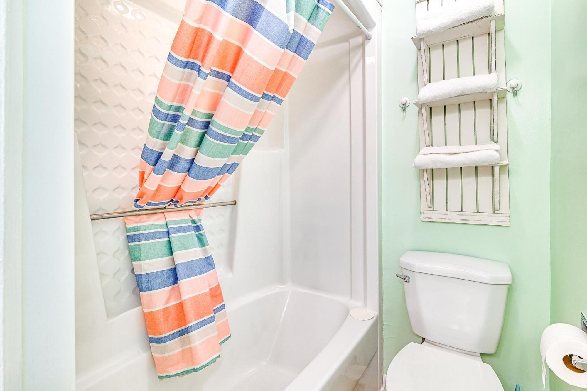 Cozy Beachfront Condo With Wifi, Views And Pool Access Myrtle Beach Eksteriør billede