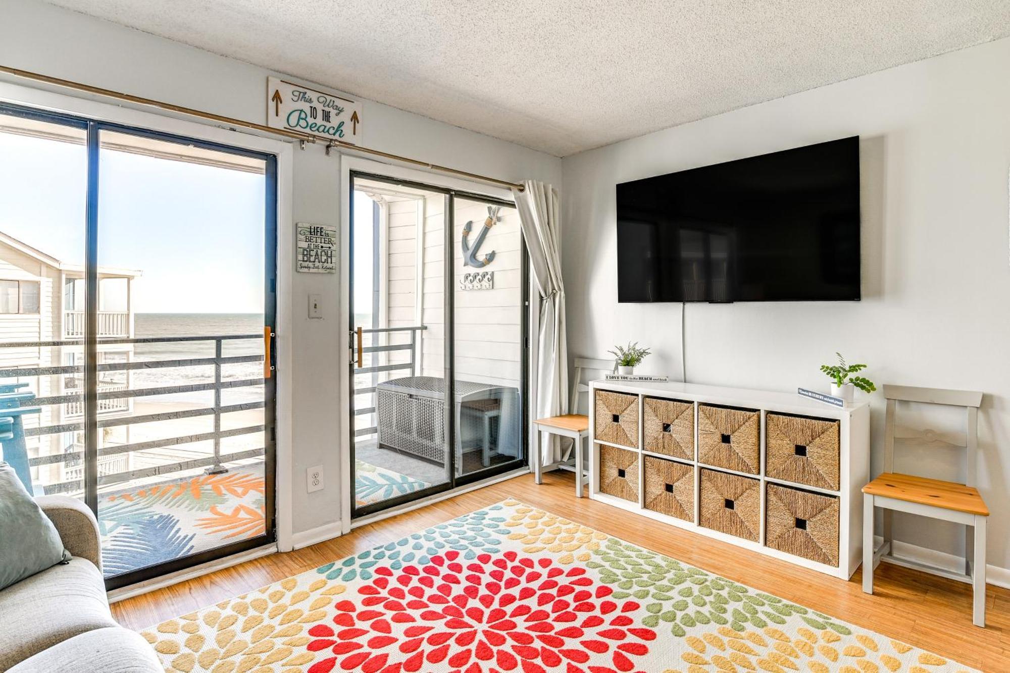 Cozy Beachfront Condo With Wifi, Views And Pool Access Myrtle Beach Eksteriør billede